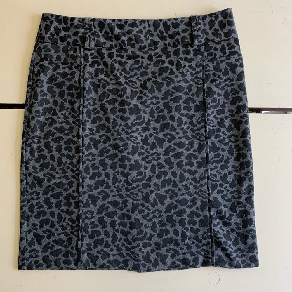 Beautiful leopard print skirt 💃🏼
